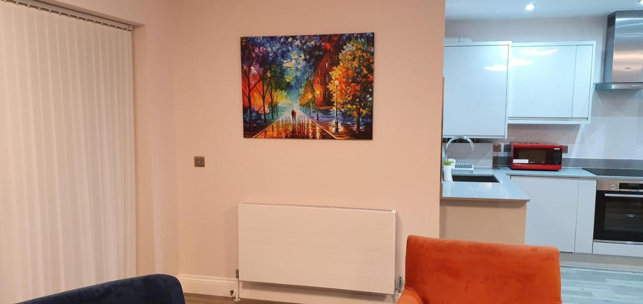 Garland Modern Spacious Apartment, Brentwood 1 Kültér fotó