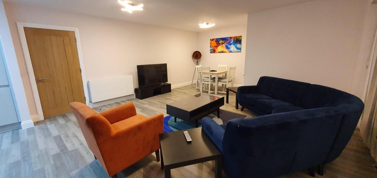 Garland Modern Spacious Apartment, Brentwood 1 Kültér fotó